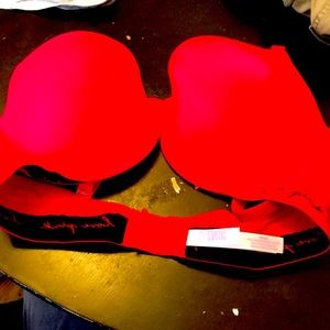 Red t-shirt bra from PINK Victoria’s Secret